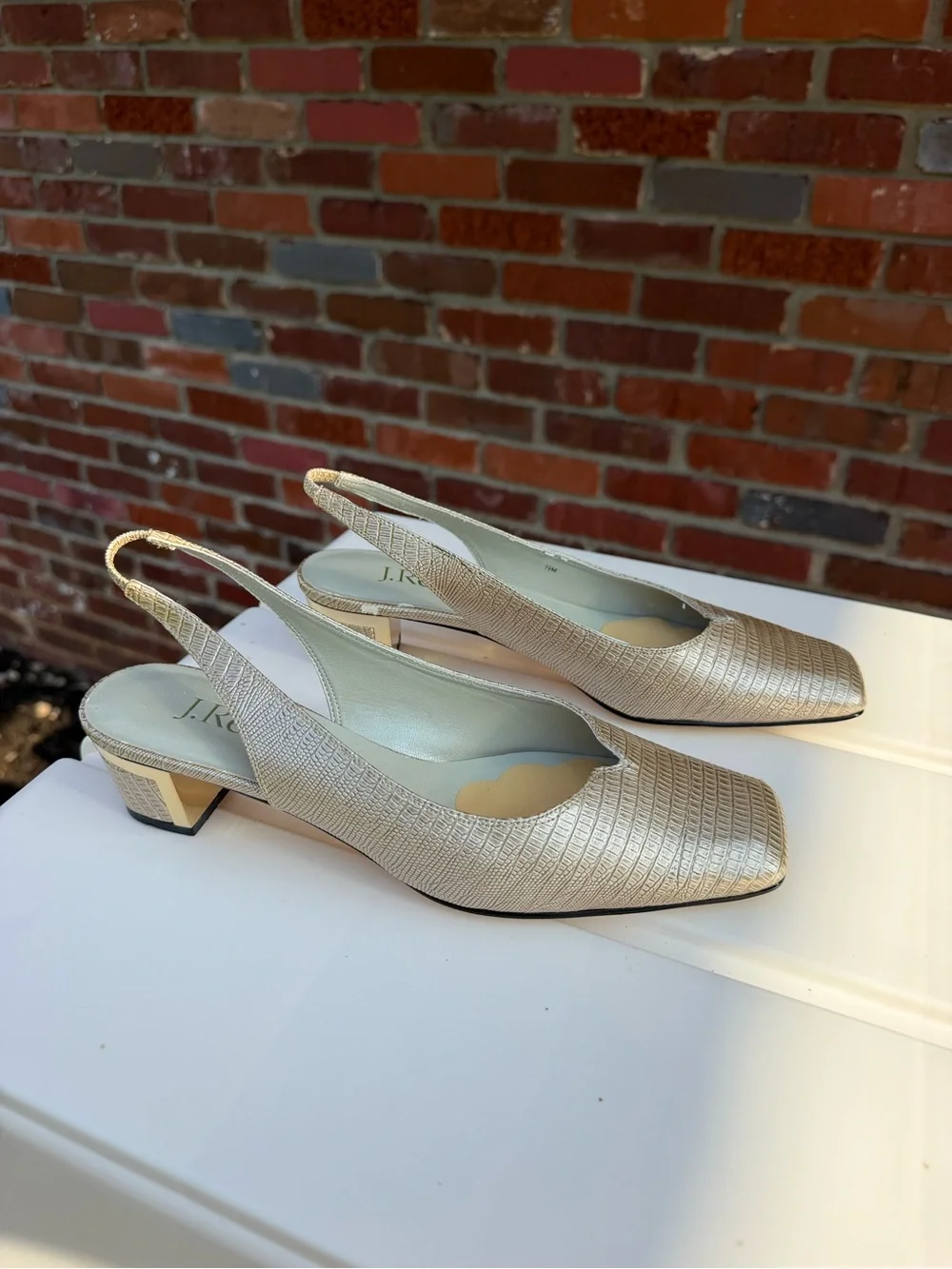 Vintage J.Reneé Metallic Silver Textured Slingback Sandals